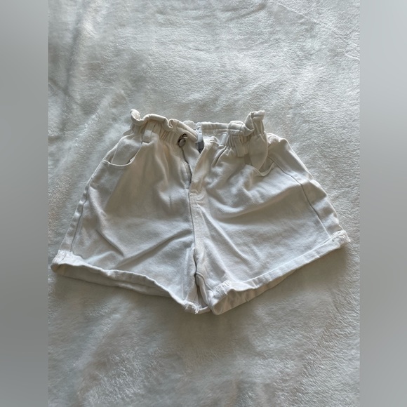 White Princess Polly Paper Bag Shorts - Picture 2 of 5